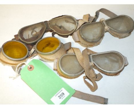 FOUR PAIRS OF VINTAGE SKI / DISPATCH RIDERS GOGGLES