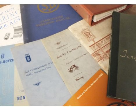 A SELECTION OF VINTAGE BENTLEY AND ROLLS ROYCE SERVICE MANUALS ETC.