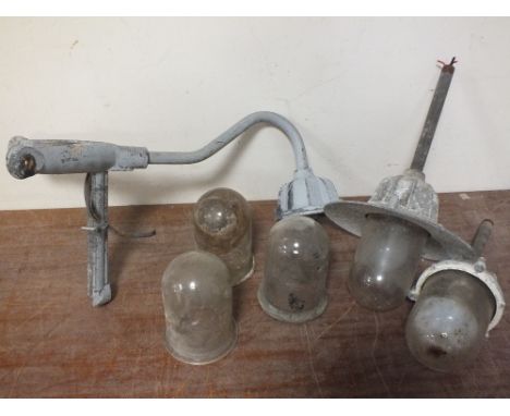 A SELECTION OF VINTAGE INDUSTRIAL CEILING LAMPS AND SHADES, A/F
