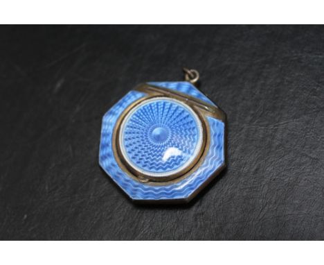 A HALLMARKED SILVER AND GUILLOCHE ENAMEL POWDER SMALL OCTAGONAL COMPACT BY ALBERT CARTER - BIRMINGHAM 1923, complete with min
