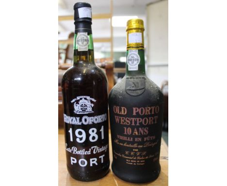 Royal Oporto 1981 bottled vintage port with a Old Porto Westport 10 year old vintage port (2)