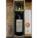 Cruz 1989 vintage port 1 bottle in display case