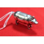 A silver "Pig" vesta case, gross weight 20g