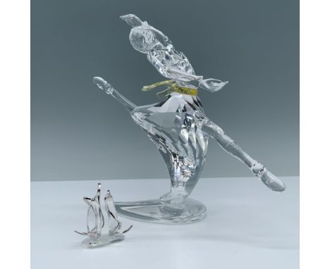This figurine was the final piece in the Magic of Dance trilogy. Anna was designed to represent the famous Russian ballerina 