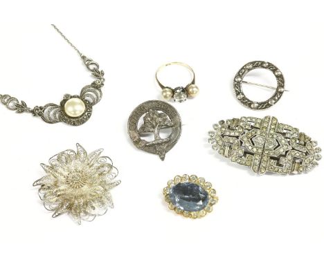 A collection of costume jewellery, to include a quantity of paste stone brooches, including an Art Deco paste stone clip broo