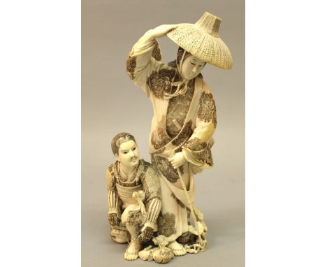  A LARGE & FINE QUALITY 19TH CENTURY SIGNED JAPANESE MEIJI PERIOD IVORY GROUP, of a standing lady in a wide-brimmed hat in th