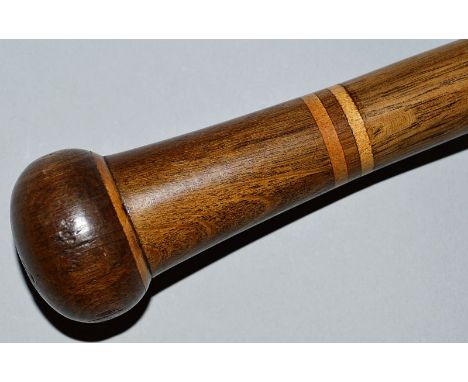 AN ELM AND BOXWOOD STICK. Date: 1890. Country: English. An unusual and attractive stained elm stick with boxwood banding. 36i