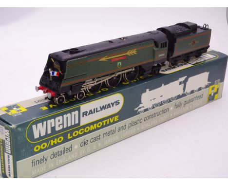 A Wrenn W2266A Bulleid Pacific steam locomotive in BR green "City of Wells" (Golden Arrow version). VG in VG box