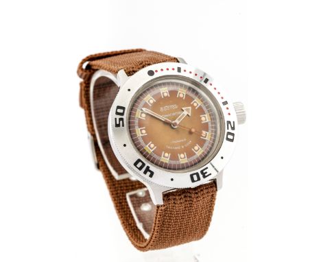 Boktoc, Russian, a vintage gentleman's stainless steel round wristwatch. No 105376, the golden dial with luminous block and d