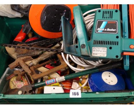 Crate of various garage tools, extension leads and a Black &amp; Decker hedge trimmer E/T