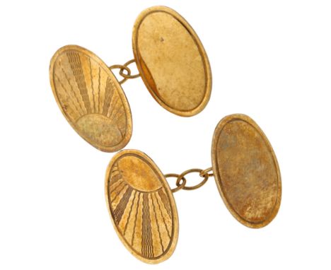 A pair of mid-20th century 9ct gold oval cufflinks, maker FM, London 1969, engine turned sunburst decoration, 18.3mm, 3.5gNo 