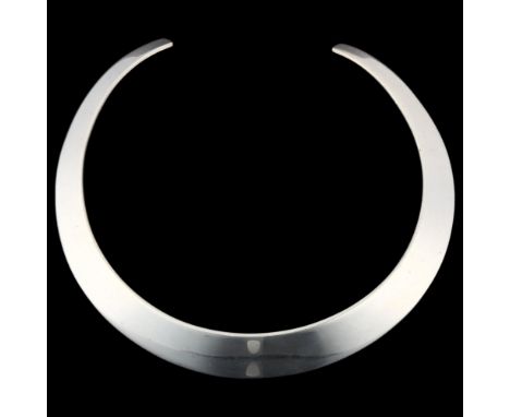 HANS HANSEN - a large Danish modernist sterling silver plain form neck torque, widest width 19.5mm, internal circumference ap