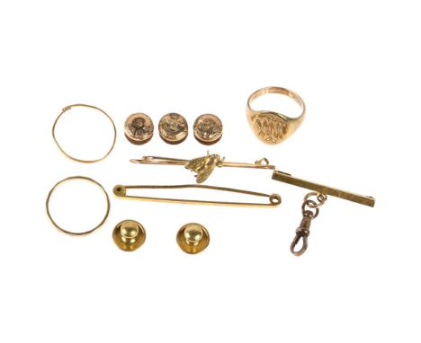 Various gold jewellery, including 18ct, 3.4g, and 9ct, 10gLot sold as seen unless specific item(s) requested 