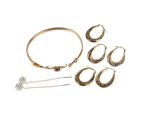 Various 9ct gold jewellery, including garnet bangle (A/F), hoop earrings, etc, 10.1g grossLot sold as seen unless specific it