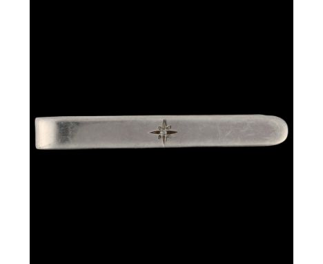 A sterling silver diamond tie clip, maker DP, London 2008, 50.9mm, 7.3gNo damage or repair, only light surface wear, hallmark