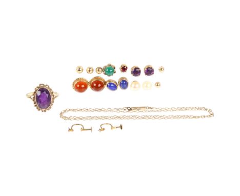 Various 9ct gold jewellery, including amethyst ring and pair of stud earrings, etc, 15.5g grossLot sold as seen unless specif