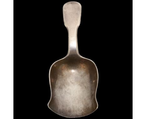 A George III silver Fiddle pattern shovel tea caddy spoon, Solomon Royes, London 1820, 9cmA few light dents to bowl, otherwis