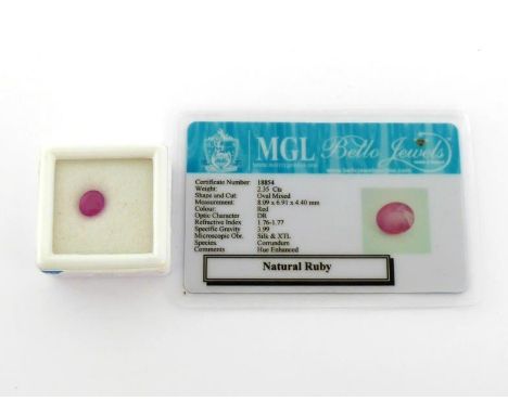 A loose oval cut ruby, approx. 2.35 carats (VAT will be charged on the hammer on this lot) 