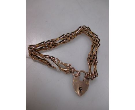 A 9ct gate bracelet with padlock clasp, 12.6g 