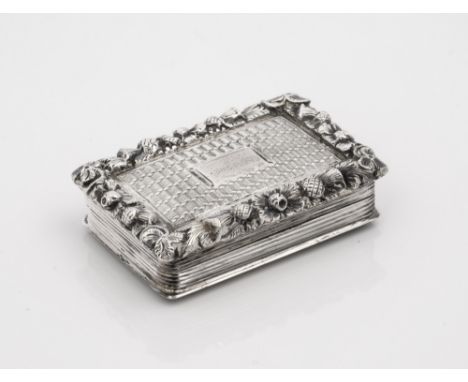 A George IV silver vinaigrette, William Simpson, Birmingham 1829, rectangular with engine turned decoration and cast thistle 