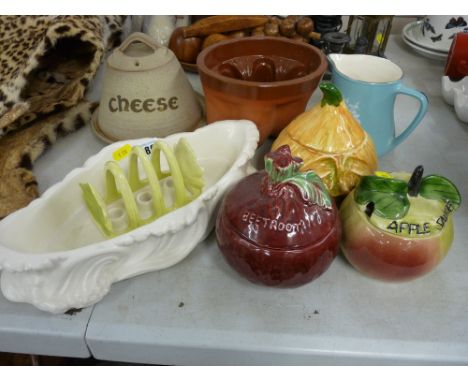 Three Sylvac and other sauce pots, a Carltonware toast rack, a possibly Sylvac candleholder and other items of kitchen tablew