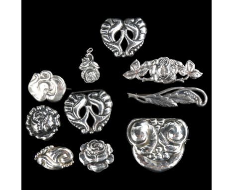 9 Art Nouveau Danish silver brooches and buckles, largest length 73.5mm, 67.5g totalLot sold as seen unless specific item(s) 