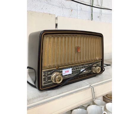 Philips vintage radio 