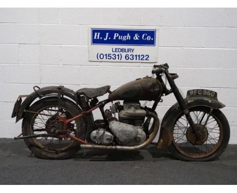 Ariel Square Four MK1 motorcycle project, 1951, 997ccFrame no. SC989Engine no. RD987Barn find project, engine has been loosel
