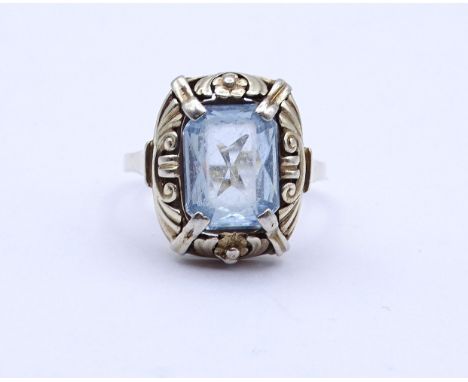830er Silber Ring mit einem blauen Stein (starke Tragespuren), Silber - vergoldet, ,6,1g., RG 60,5
