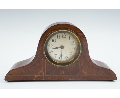 A small early 20th Century inlaid mahogany Napoleon's hat shaped mantle clock, 26 cm x 13 cm