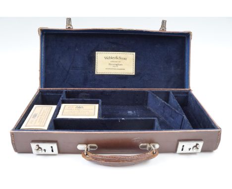 A hide case to take a Webley revolver, 45 cm x 19 cm x 7 cm