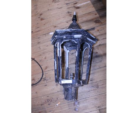 A vintage cast iron lamp post head. Shipping unavailable 