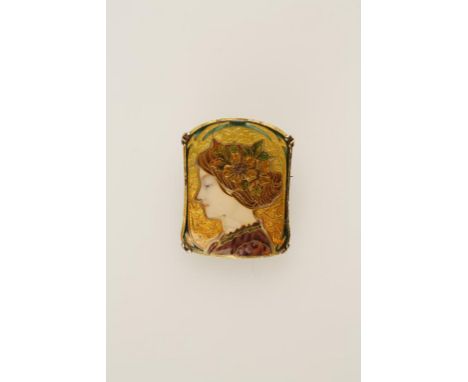 TOURETTE ETIENNE: AN ART NOUVEAU CLOISONNÉ AND ENAMEL PLAQUE BROOCH of a portrait of a lady with flowers in her hair, on a ye
