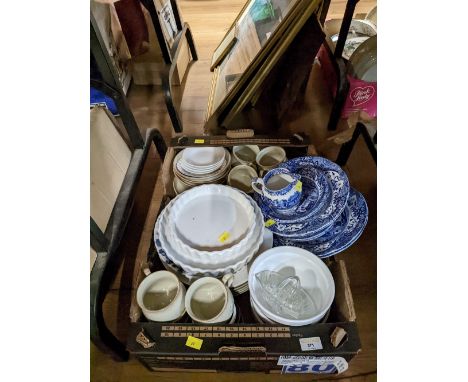 Box of Spode blue and white, Denby patterned dinnerware and flan dishes 