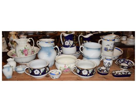 Quantity of late 19th/early 20th Century jug and basin sets etc  