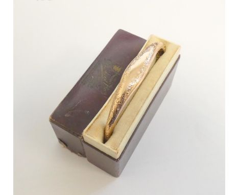 Antique 9ct gold hinged bangle, S Blanckensee & Son Ltd, Chester 1908. 6g. Condition report:Approximately 6cm inner diameter.