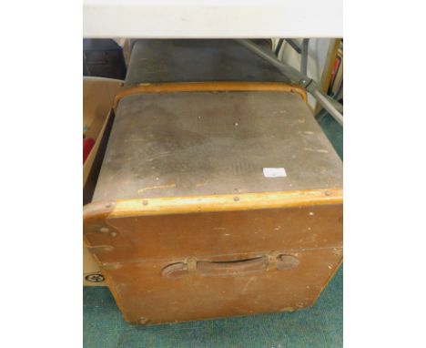 Early 20thC part wooden brown travel trunk.