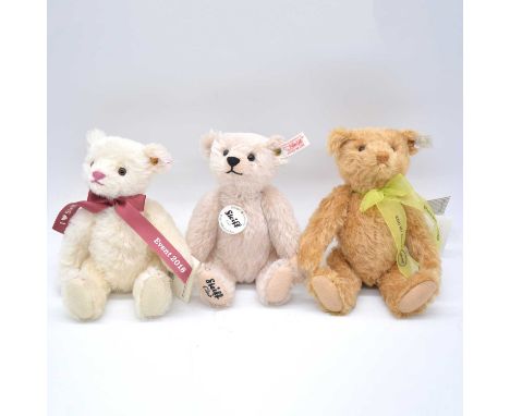 Steiff Germany teddy bears, three including EAN 420986 Steiff Club event 2009 teddy bear, 22cm, 2009, limited edition no.213;