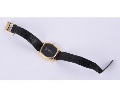 
	
		Longines, 
		Lady's gold coloured wrist watch, no. 18622141
		Movement: Cal. 817.4, manual wind, 17 jewels
		Case: Gold 