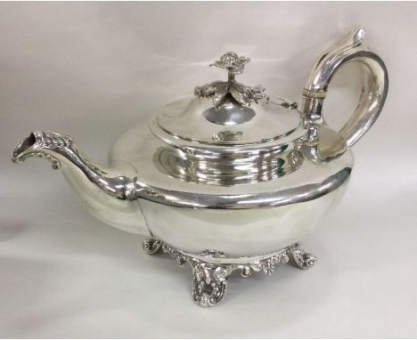 A fine quality circular melon shaped silver teapot with cast finial. London 1835. By JA&amp;JA. Approx. 759 grams. Est. £500 