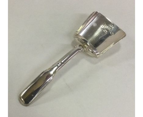 A Georgian silver caddy scoop. Birmingham. By L&amp;C. Approx. 10 grams. Est. £30 - £50.