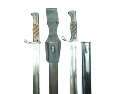 A Mauser S98/05 saw-backed bayonet, by FRISTER & ROSSMAN BERLIN, further stamped on the other side of the forte with the make
