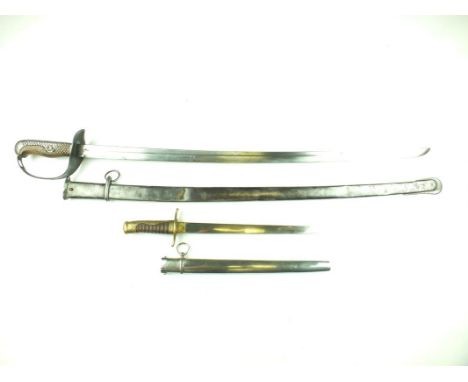 A Japanese Model 1899 NCO's sabre and a Police dirk, the sabre with 76.5cm blade and stamped with the serial no. 66254, regul
