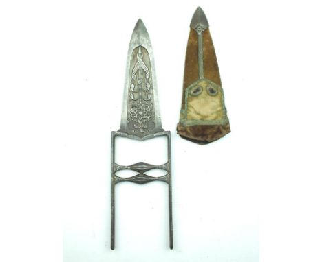 A late 18th or early 19th Century Katar, 17cm blade finely chiselled with a flower head and stem to either side within a pane
