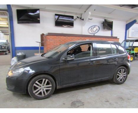 Make &amp; Model: VW Golf SE TDIDate of Reg: KU09 WYPColour: Blackcc: 1968MoT: 12-03-2022Fuel Type: DIESELMileage: 167kTransm