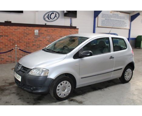 Make &amp; Model: VW Fox 75Date of Reg: VE09 AXYColour: Silvercc: 1390MoT: 31-05-2022Fuel Type: PETROLMileage: 54kTransmissio