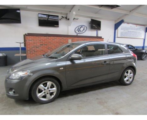 Make &amp; Model: Kia Pro Ceed 2 Eco CRDIDate of Reg: LB60 EWKColour: Greycc: 1582MoT: 09-04-2022Fuel Type: DIESELMileage: 10