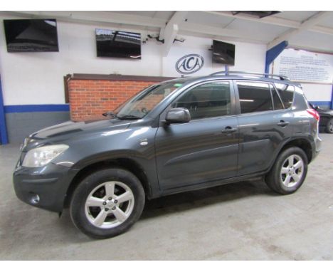 Make &amp; Model: Toyota Rav4 XT4 D-4DDate of Reg: HJ57 LVCColour: Greycc: 2231MoT: 09-09-2022Fuel Type: DIESELMileage: 119kT