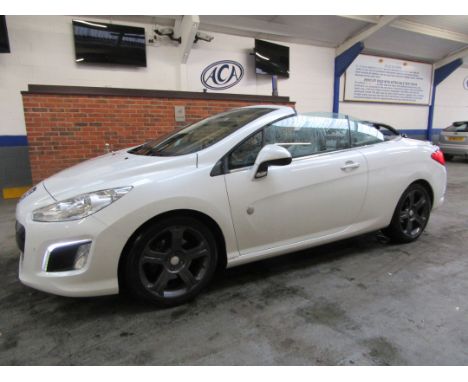 Make &amp; Model: Peugeot 308 Roland Garros CCDate of Reg: SB12 MUVColour: Whitecc: 1598MoT: 03-05-2022Fuel Type: PETROLMilea