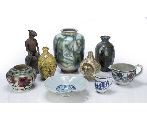 Collection of ceramics and glassware including Laurence McGowan studio pottery jugs, decorated with robins, William Plumptre 